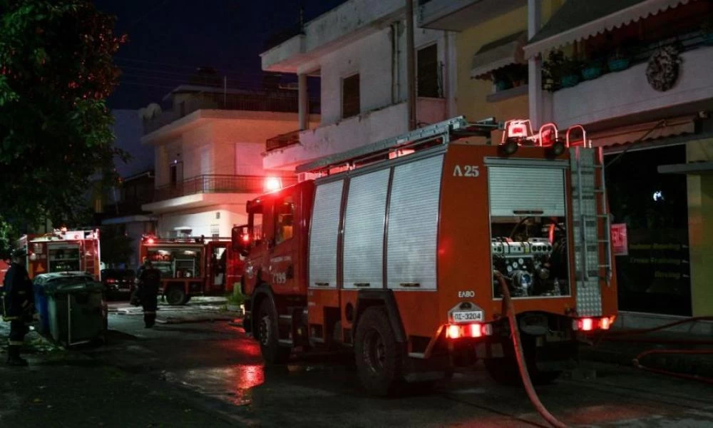 Νύχτα επιθέσεων: Εμπρησμοί αυτοκινήτων σε Ταύρο και Αιγάλεω